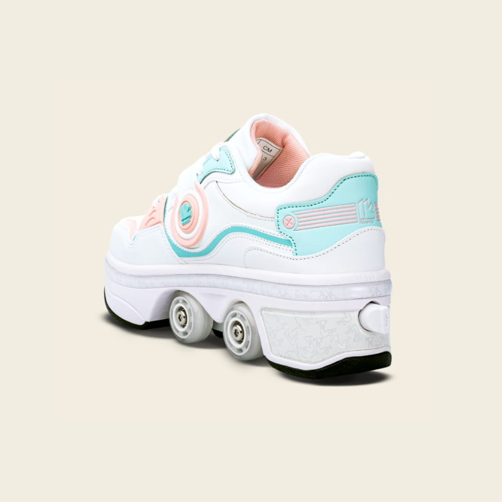 Botón en el talón de las zapatillas Ionic para niños, cambio con una pulsación