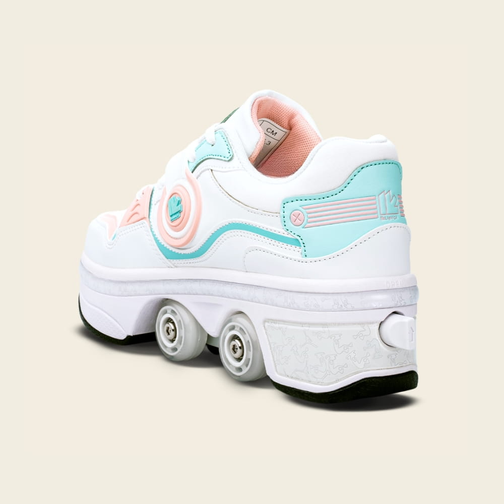 Heel button on Women's Ionic roller shoes, one-press wheel switch